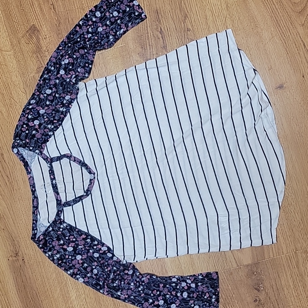 Floral Stripe 3/4 Raglan Top Maurices